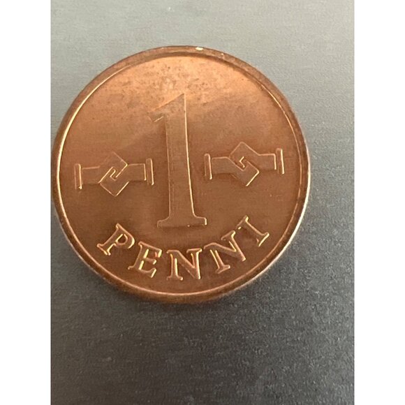 1967 Finland 1 Penni Coin Suomi Tasavalta Copper Collectible Currency - Picture 1 of 3